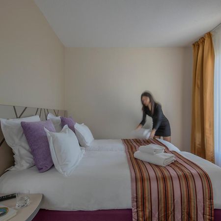 Hotel Arles Plaza Екстериор снимка
