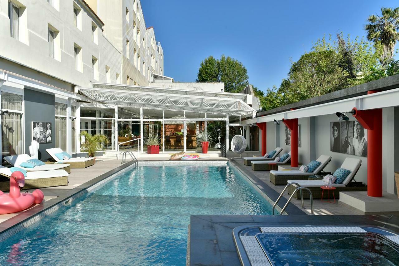 Hotel Arles Plaza Екстериор снимка